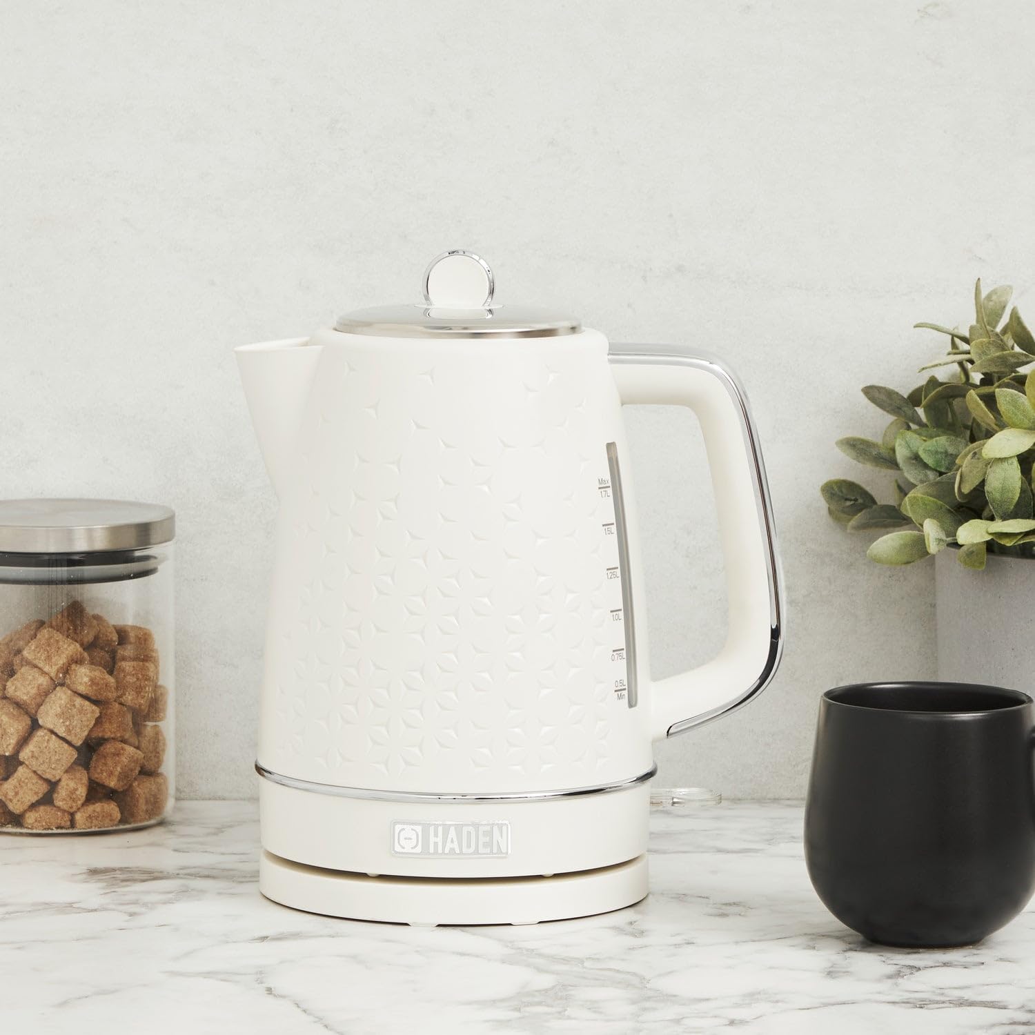 Haden Starbeck White Kettle - 1.7L Fast Boil, Quiet, Cordless Electric Kettle - 3000W, BPA Free, Ergonomic Handle, Energy-Efficient, lightweight - Perfect for Home and Travel